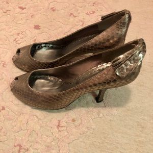 Bcbgirls Size 7 Snakeskin Heels - image 1